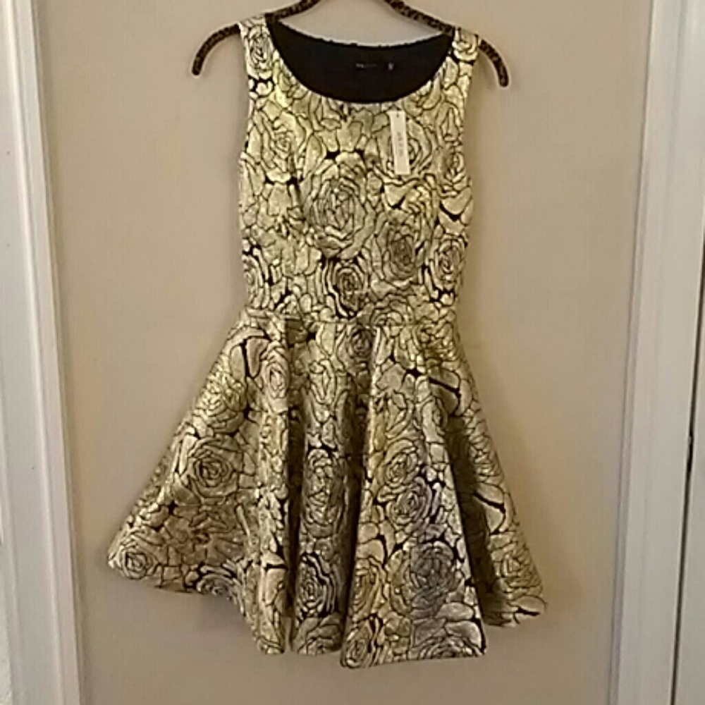 Ark & Co. Golden Roses Dress - New With Tags